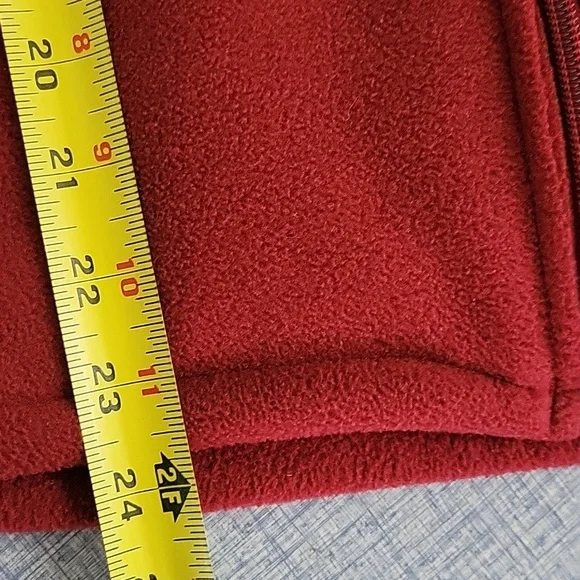 Woolrich Women's Lg Burgandy Fleece Vest - Picture 13 of 16
